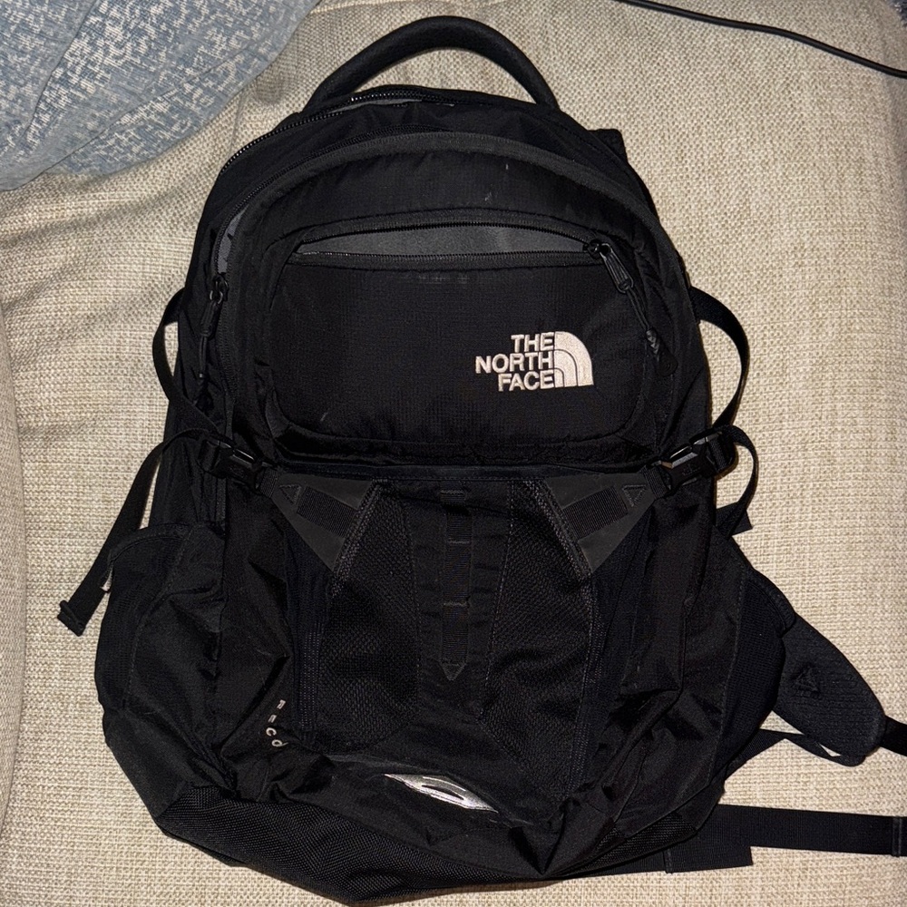 The North Face Recon Black Men's Backpack